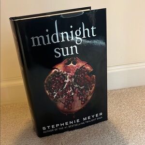 Midnight Sun by Stephenie Meyer